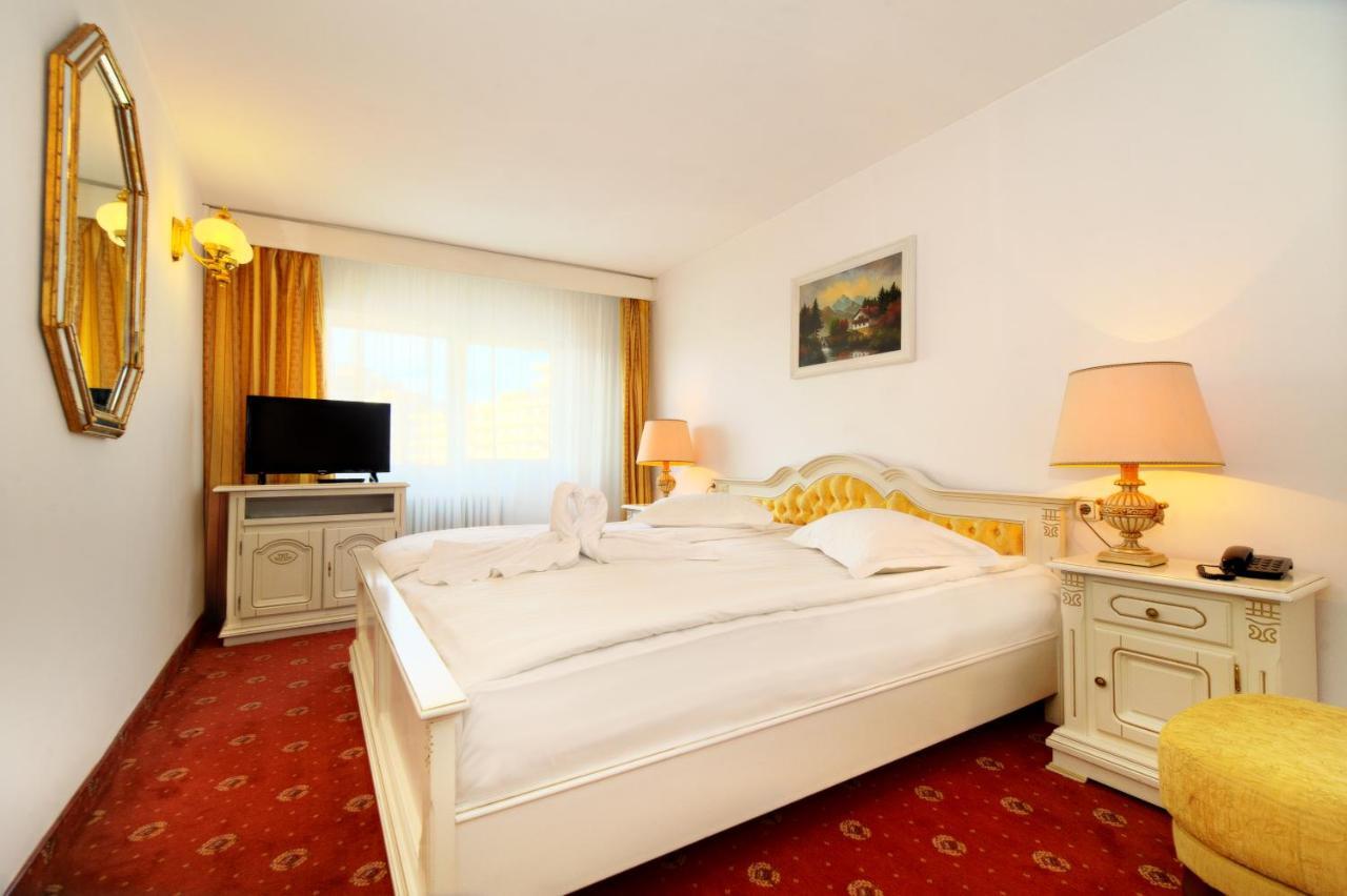 Hotel Cetate Imparatul Romanilor Alba Iulia Esterno foto